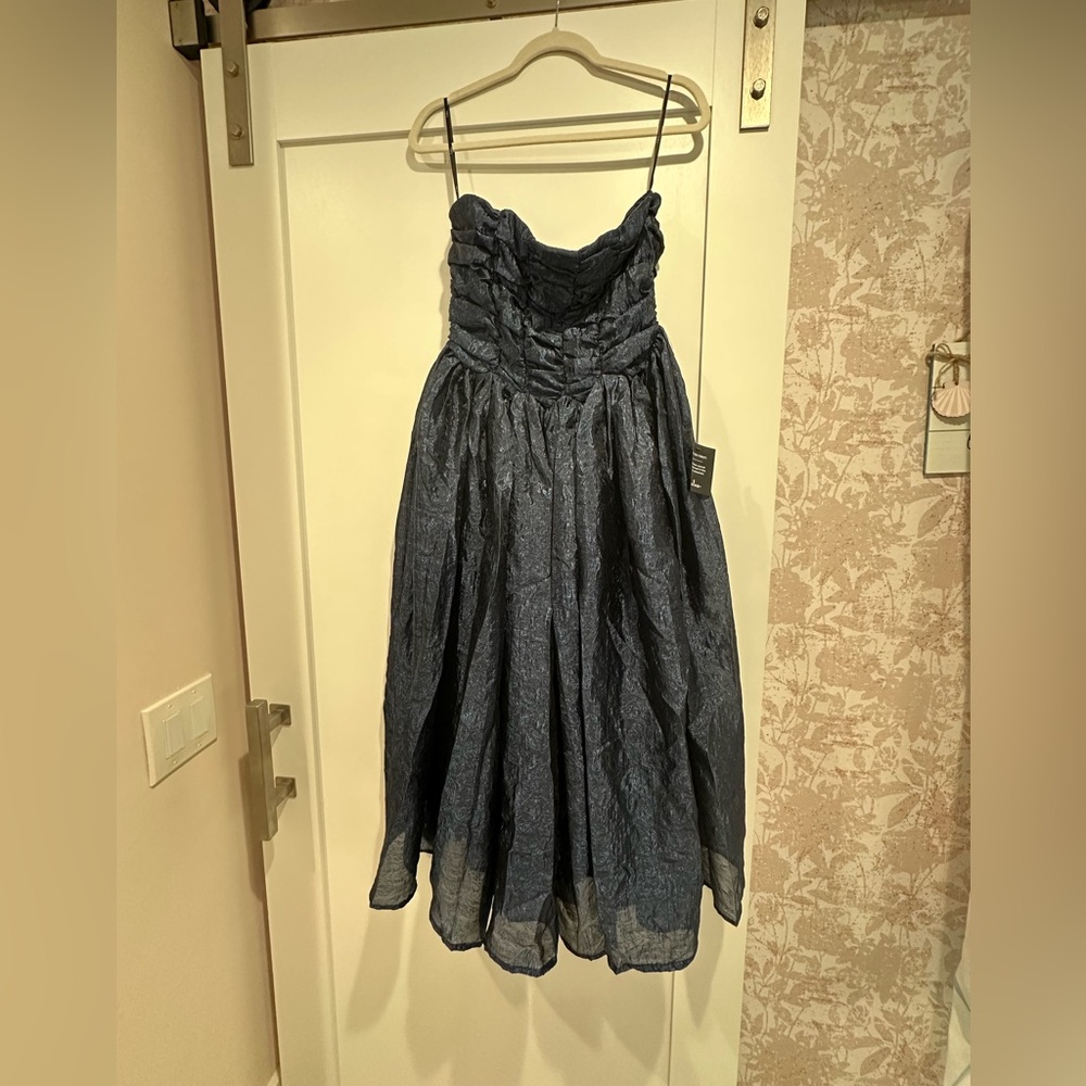 Navy lulus dress